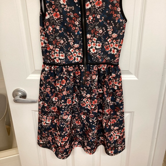 Red Floral Target Mini Dress - Picture 2 of 2